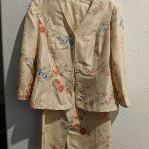 Maggy London Vintage Size 8 Silk Blouse/Skirt Set